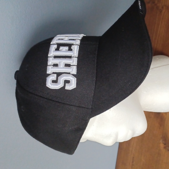 Hat - Picture 10 of 10